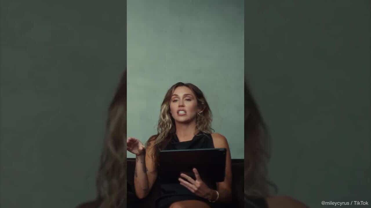 Miley Cyrus rend hommage au talent de son père, Billy Ray Cyrus