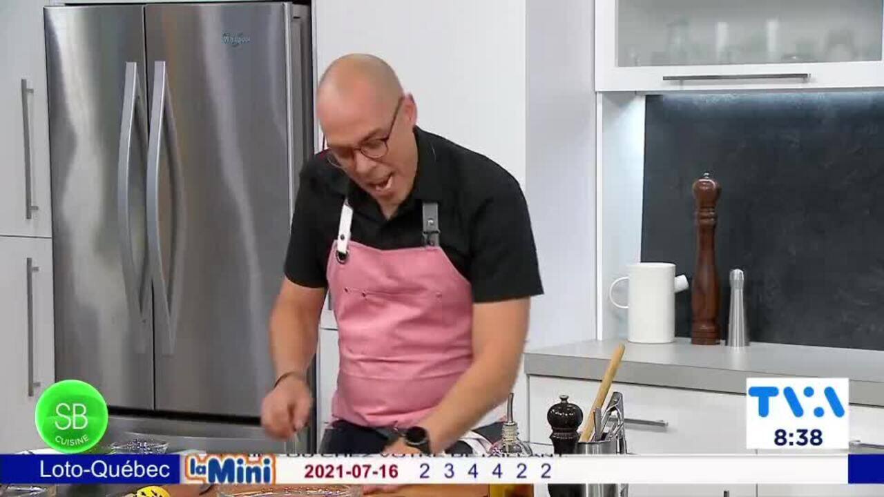 Carottes du jardin rôties et fleur d’ail, baba ganoush, feta, miel, noix et capucine