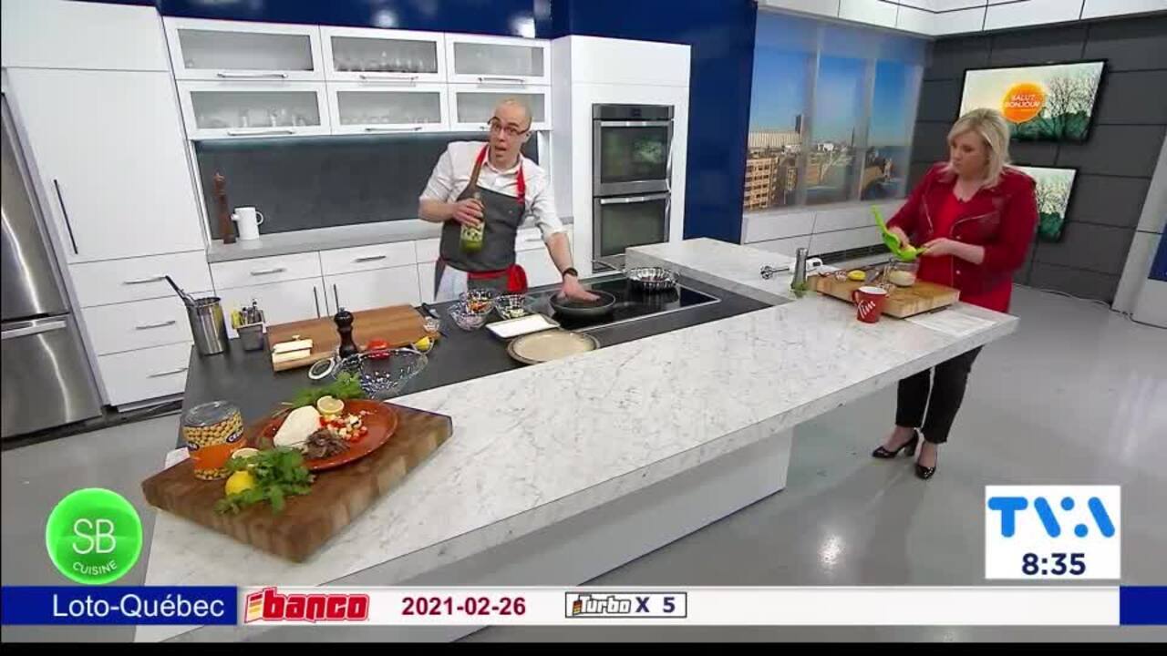 Effiloché de shawarma et pois chiches rôtis sur Halloom poêlé, vinaigrette crémeuse