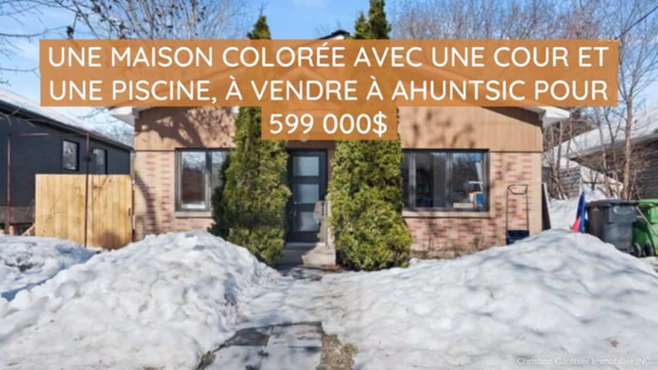 Une maison colorée avec une cour et une piscine à vendre à Ahuntsic pour 599 000$ 