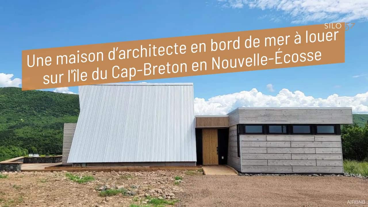 Une maison d’architecte en bord de mer à louer sur l’île du Cap-Breton en Nouvelle-Écosse
