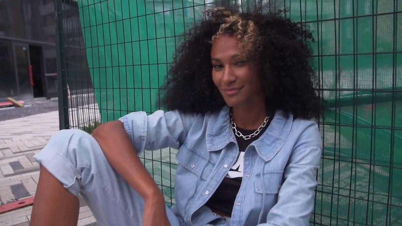 Naadei pour clin d'oeil