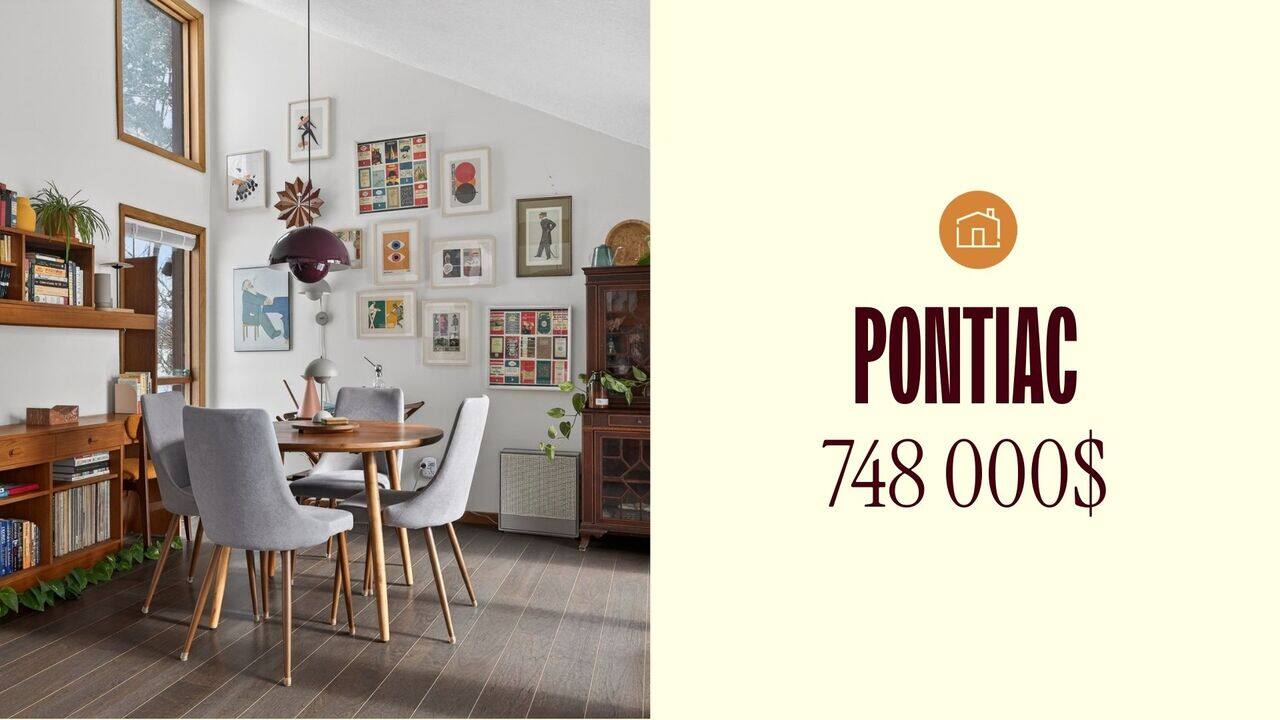 Une sublime maison mid-century moderne avec sauna extérieur à vendre pour 748 000$