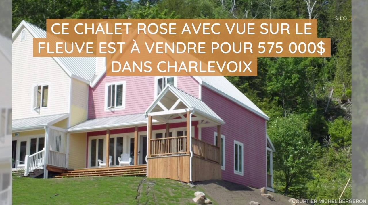 Ce chalet rose avec vue sur le fleuve est à vendre pour 575 000$ dans Charlevoix
