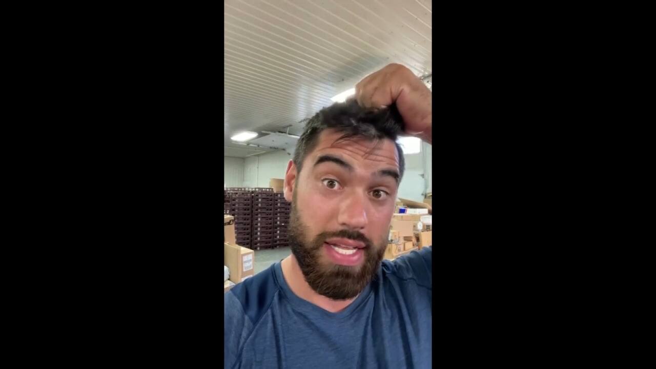 L’épopée de LDT pour récupérer sa bague du Super Bowl: vidéo Instagram