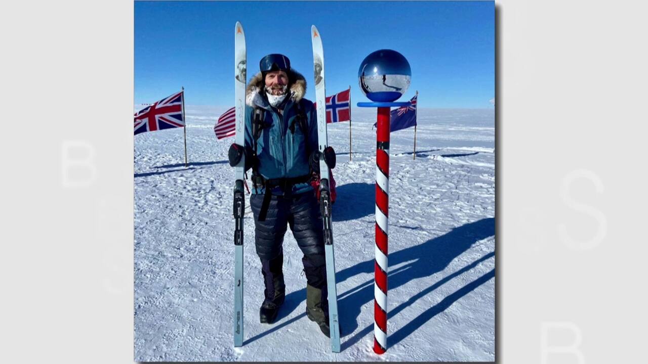 UN QUÉBÉCOIS ATTEINT LE PÔLE SUD SEUL ET SANS RAVITAILLEMENT EN 58 JOURS