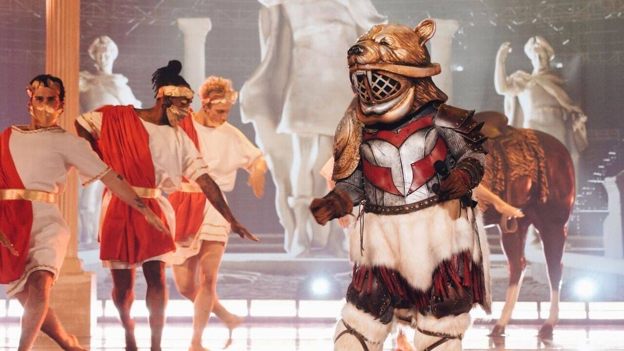 CHANTEURS MASQUÉS: La Gladiatrice démasquée!