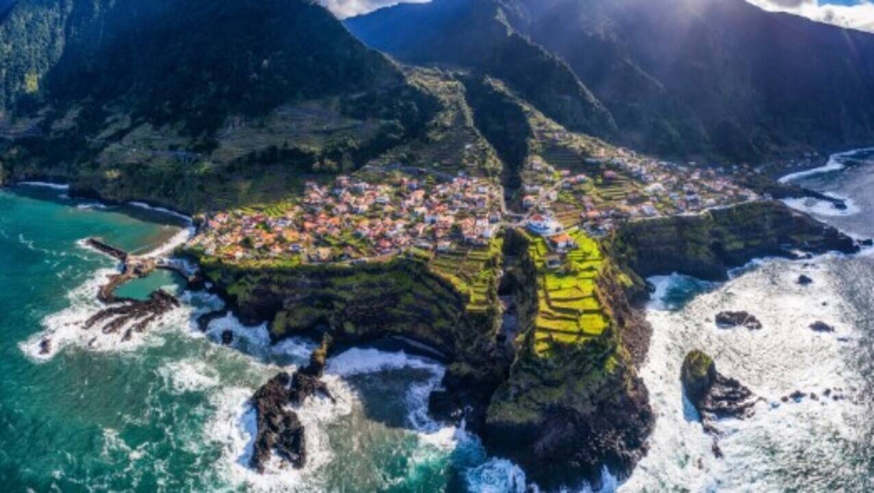 Destinations soleil pour l'hiver : 3 îles européennes à explorer