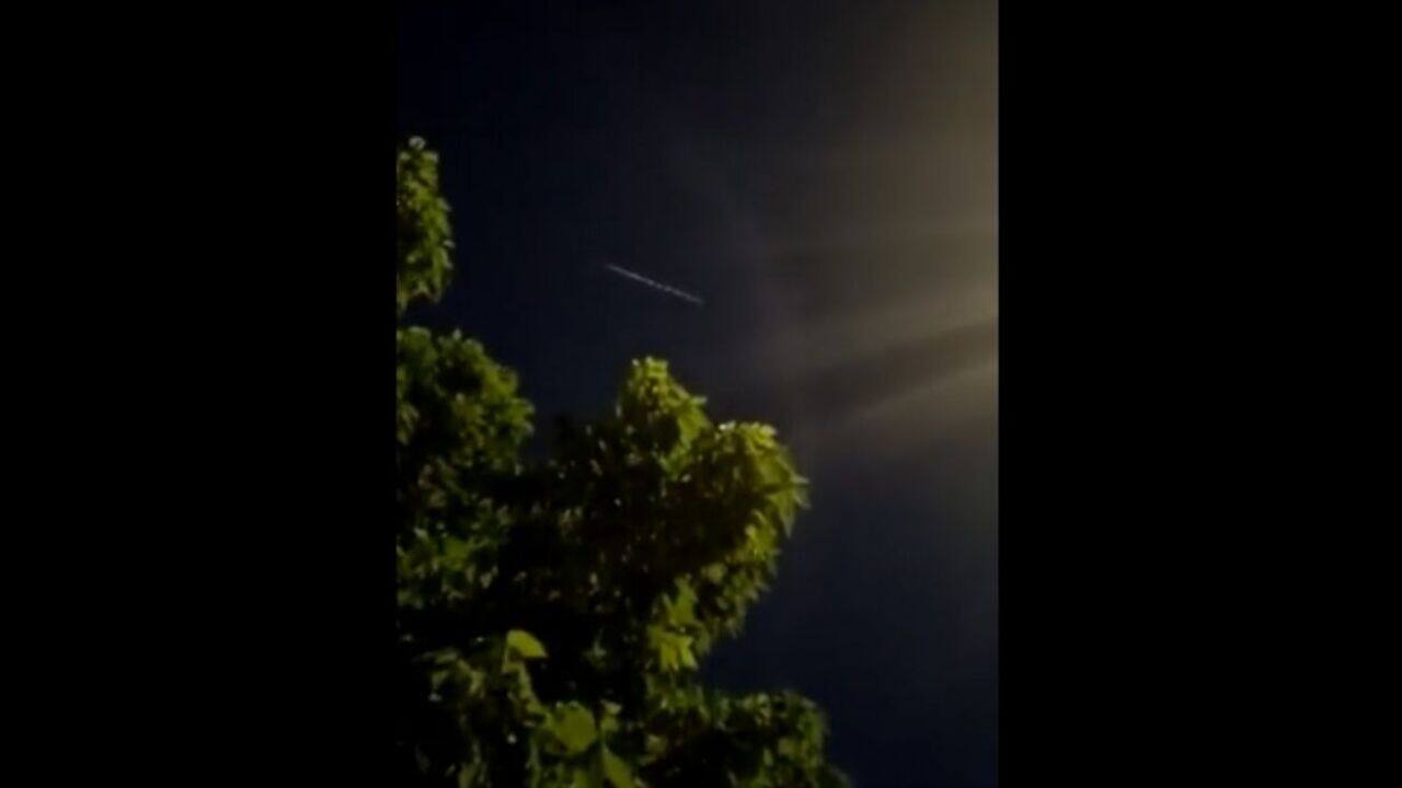 WEB_SalutBonjour_2021-05-27T06_24_34__3543667-04_00D104070