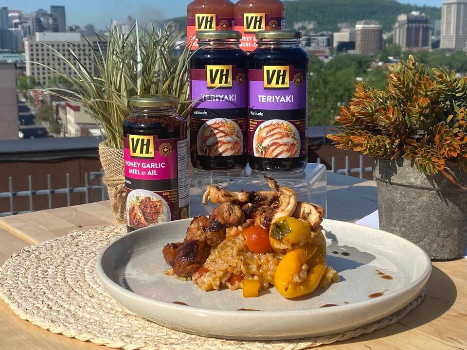 SAUCISSES GRILLÉES ET RIZ FAÇON JAMBALAYA