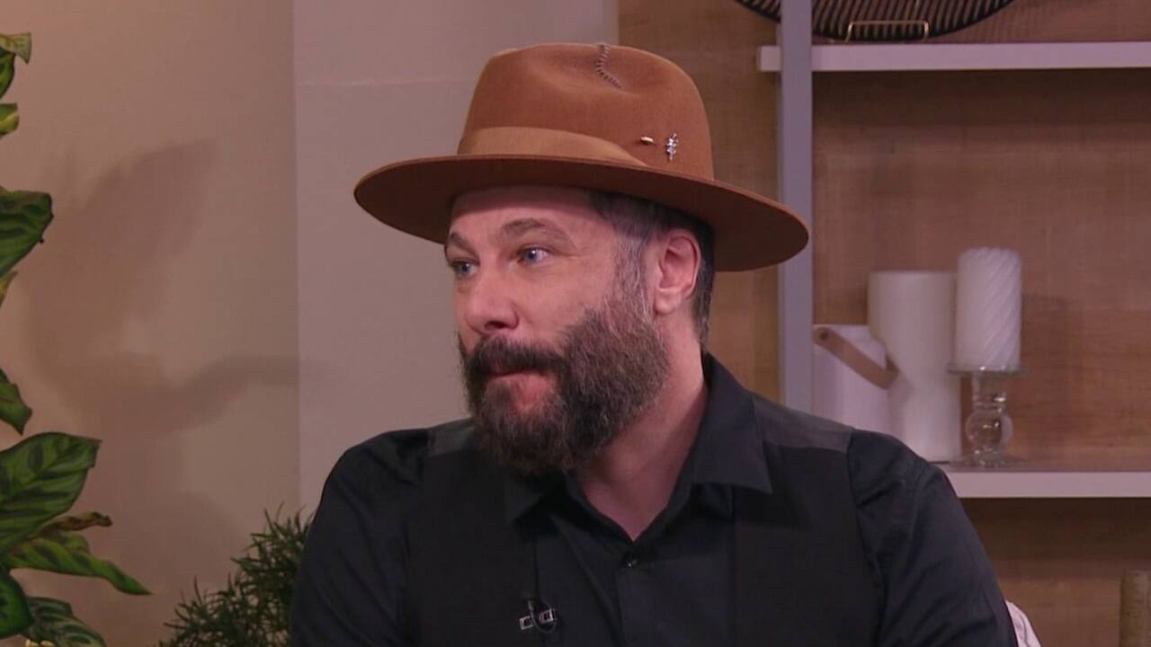 BENOIT PINETTE, ALIAS TIRE LE COYOTE 1