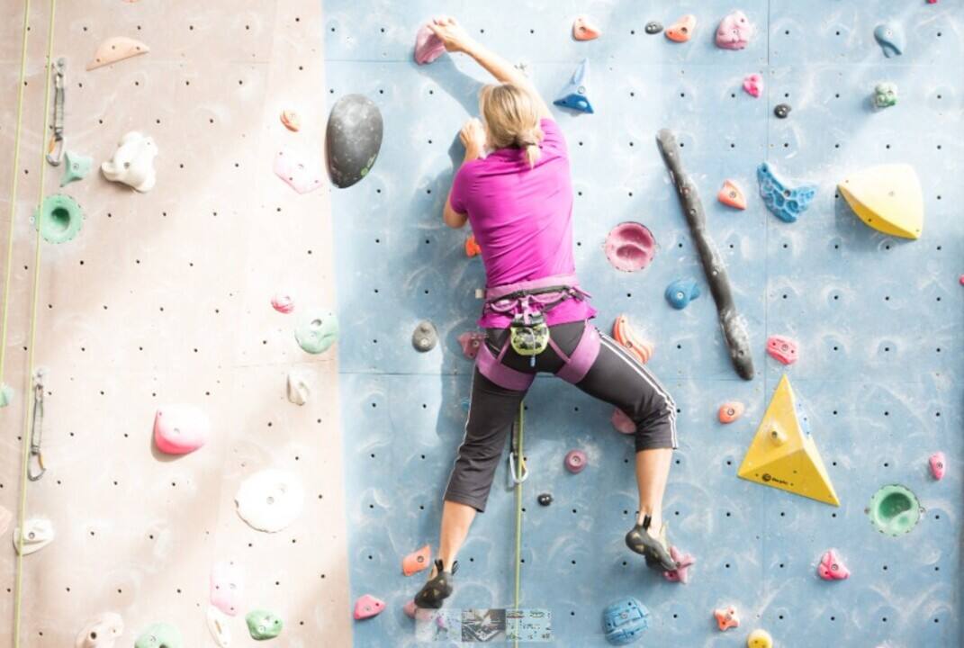 L'escalade : un sport complet, sécuritaire et pour toute la famille