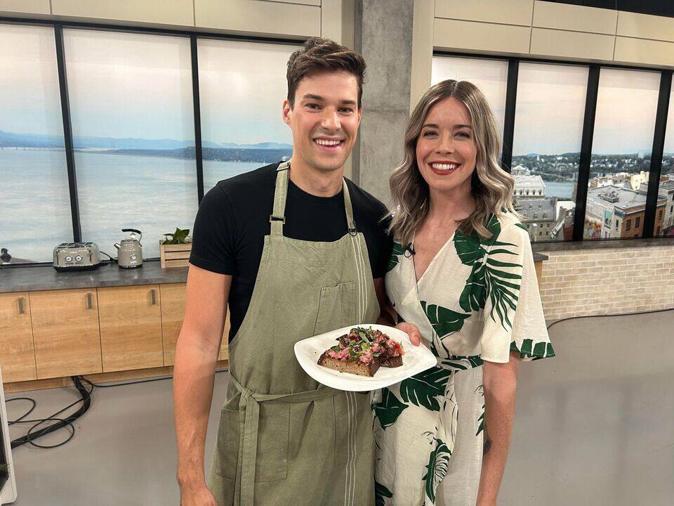 Pan con tomates avec steak mariné 