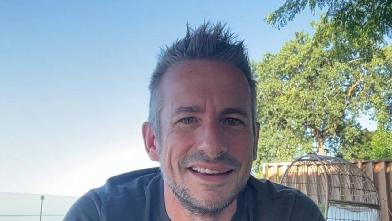 Il achète cette île privée pour ses employés