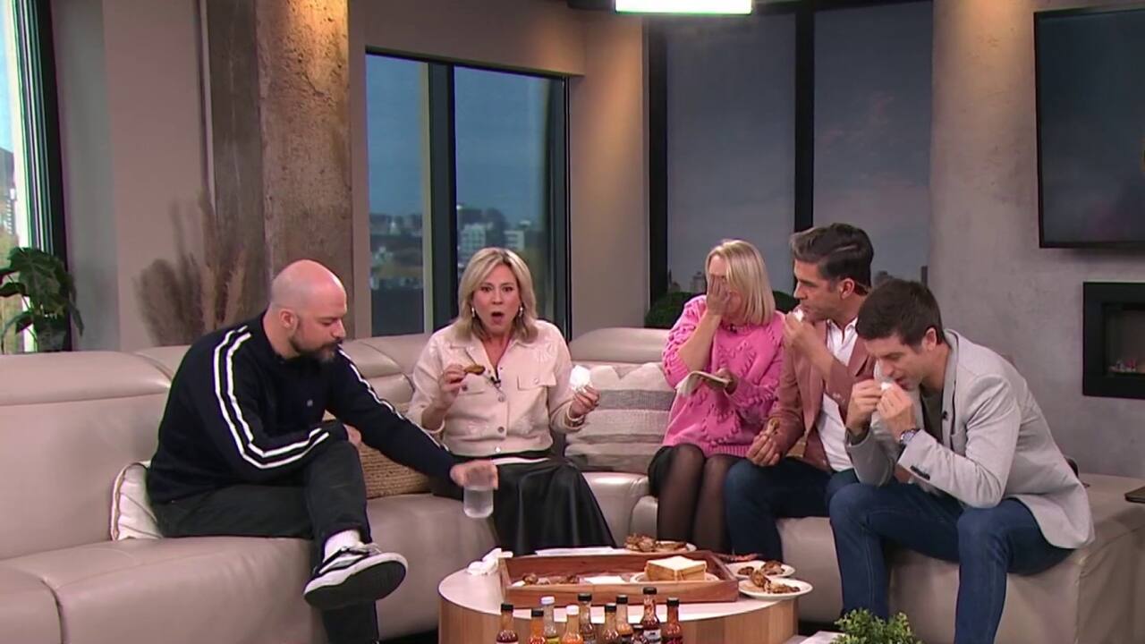 Marc-André Grondin présente "Hot ones"