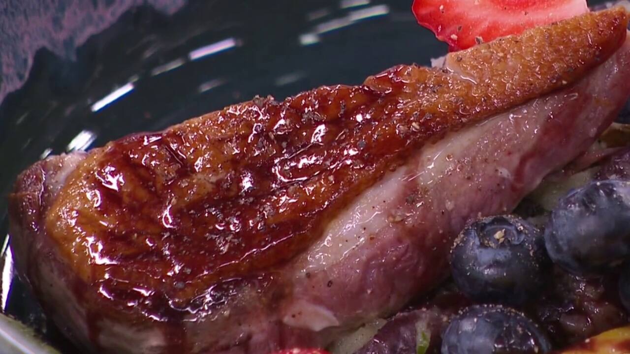 Poitrines de canard aux fruits des champs