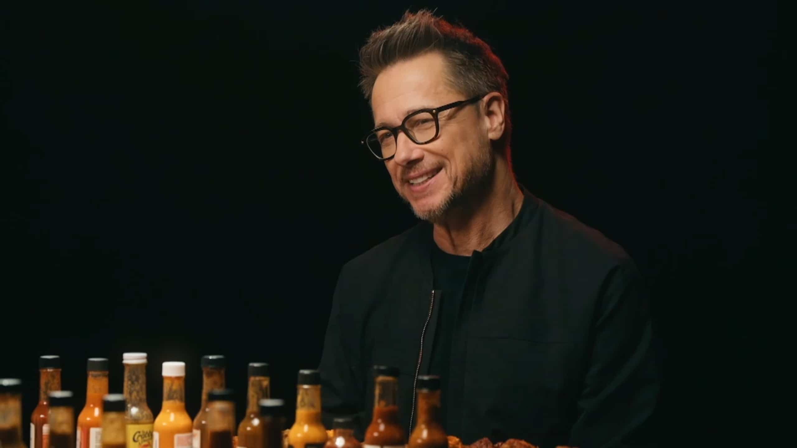Stéphane Rousseau | Hot ones Québec | TVA | TVA+